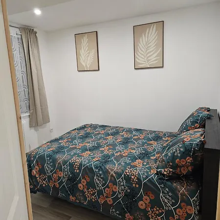 T2 Cosy à 5min à Pieds De La Gare